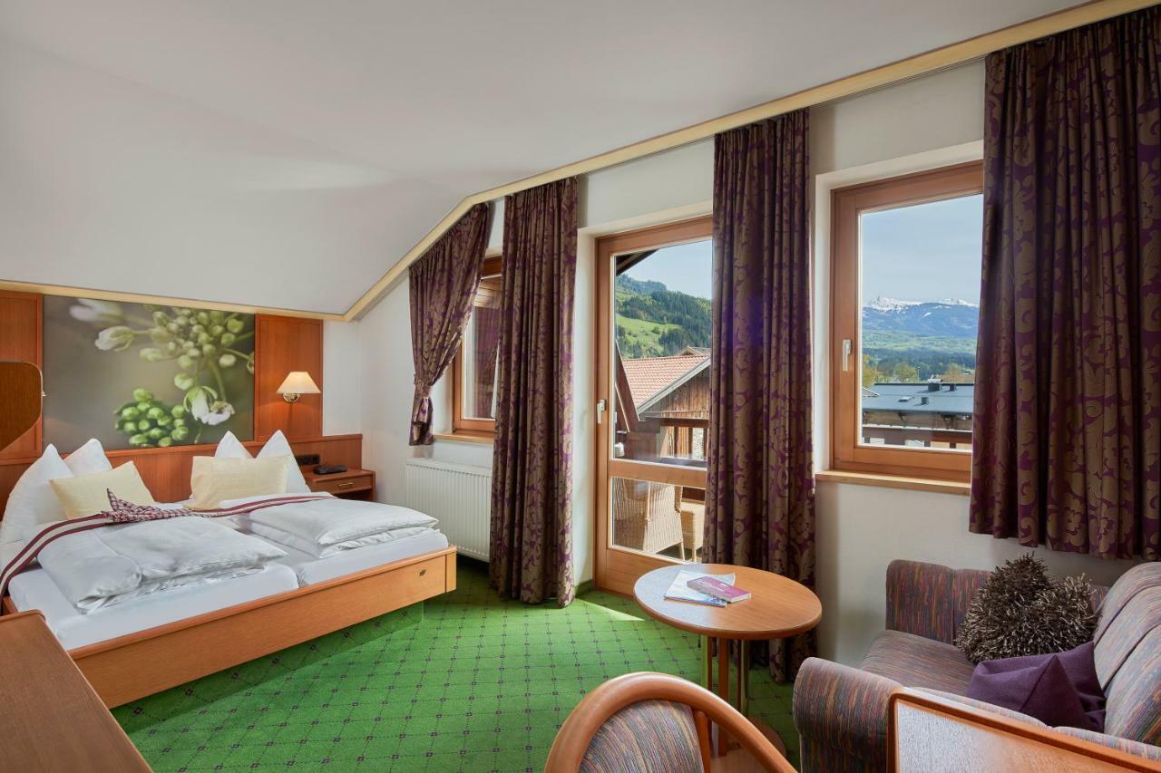 Wanderhotel Kirchner Bramberg am Wildkogel Exteriör bild